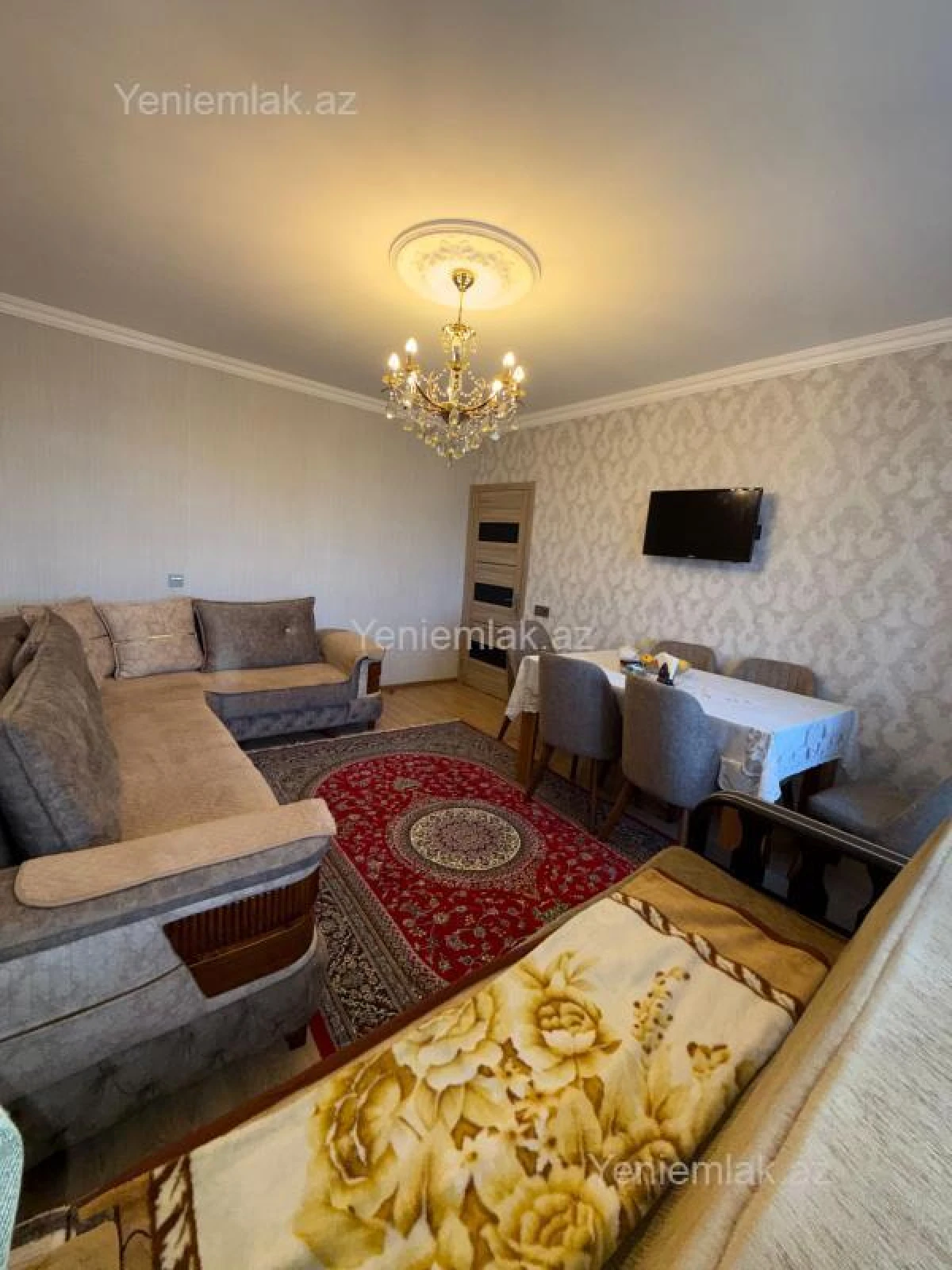 Satılır 2 otaqlı köhnə tikili 58 m²