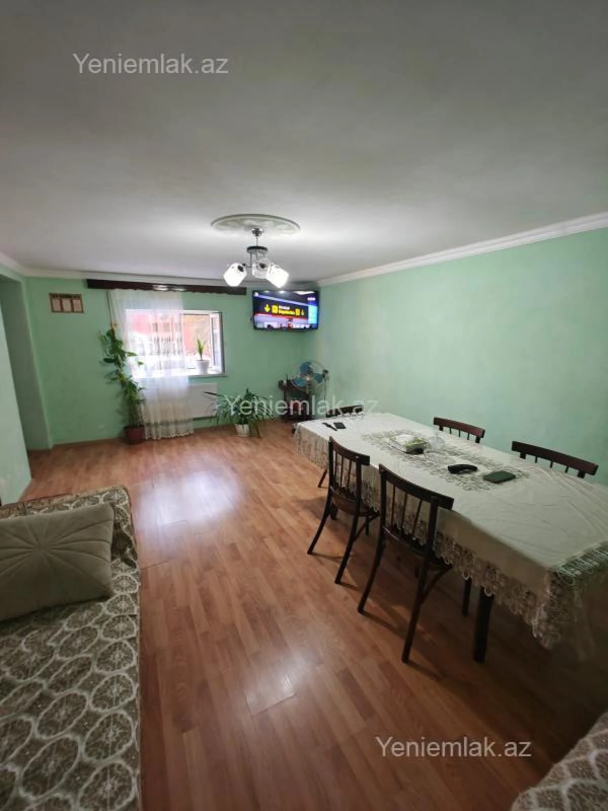 Satılır 5 otaqlı həyət evi 140 m²