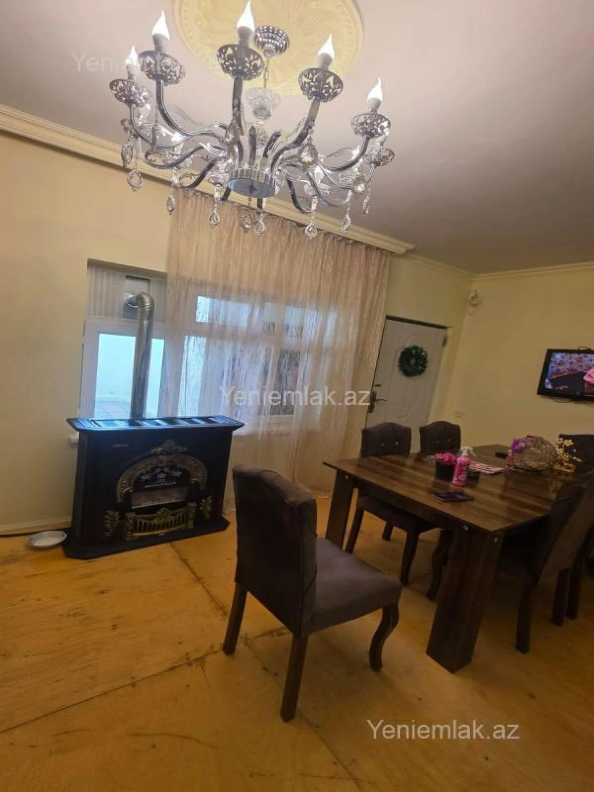 Satılır 3 otaqlı həyət evi 100 m²