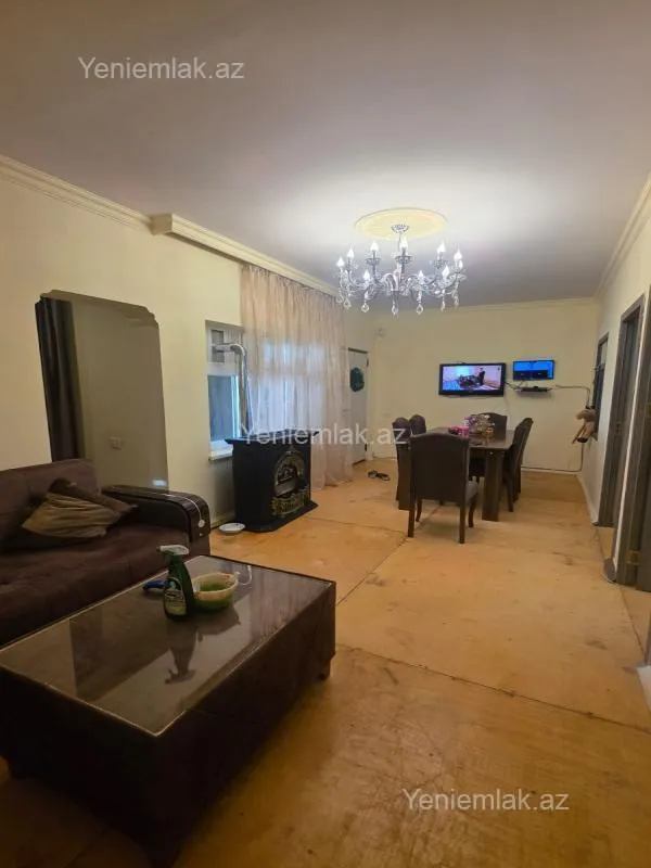 Satılır 3 otaqlı həyət evi 100 m²