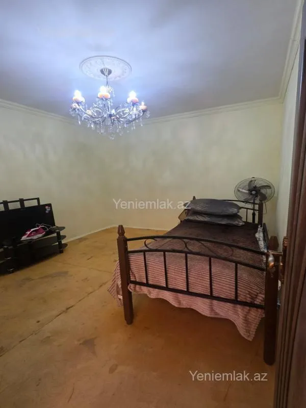 Satılır 3 otaqlı həyət evi 100 m²