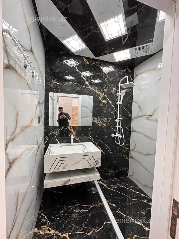 Satılır 3 otaqlı yeni tikili 78 m²