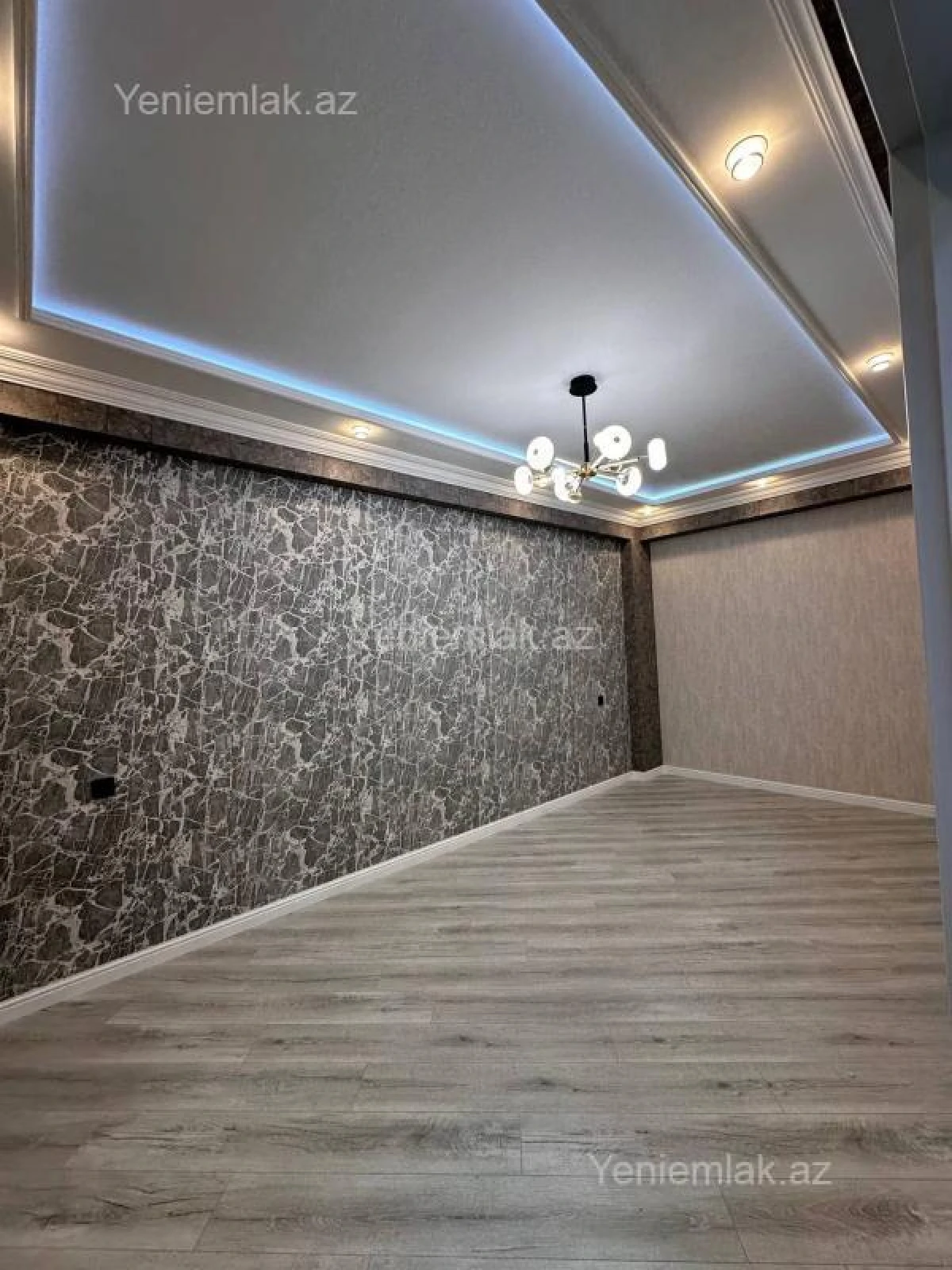 Satılır 3 otaqlı yeni tikili 78 m²