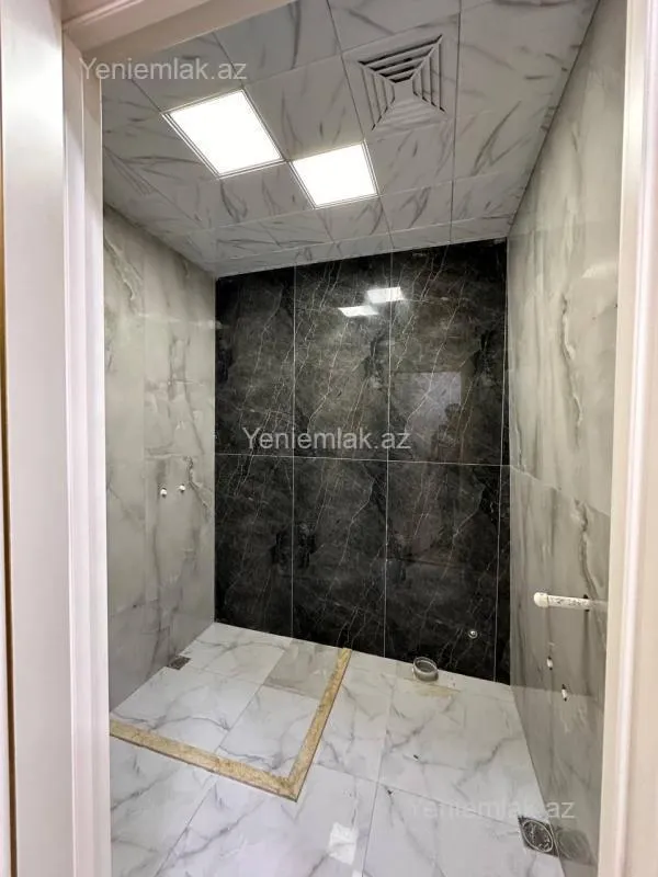 Satılır 3 otaqlı yeni tikili 90 m²