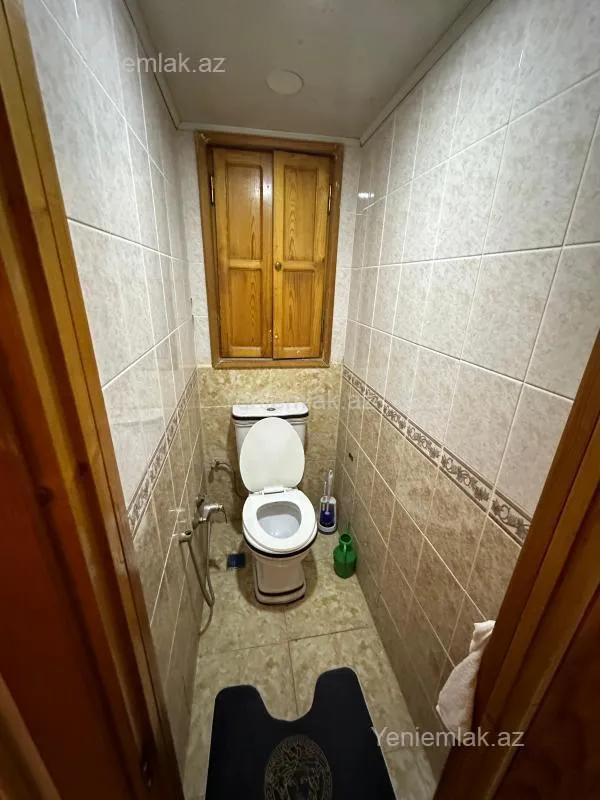 Satılır 5 otaqlı köhnə tikili 110 m²