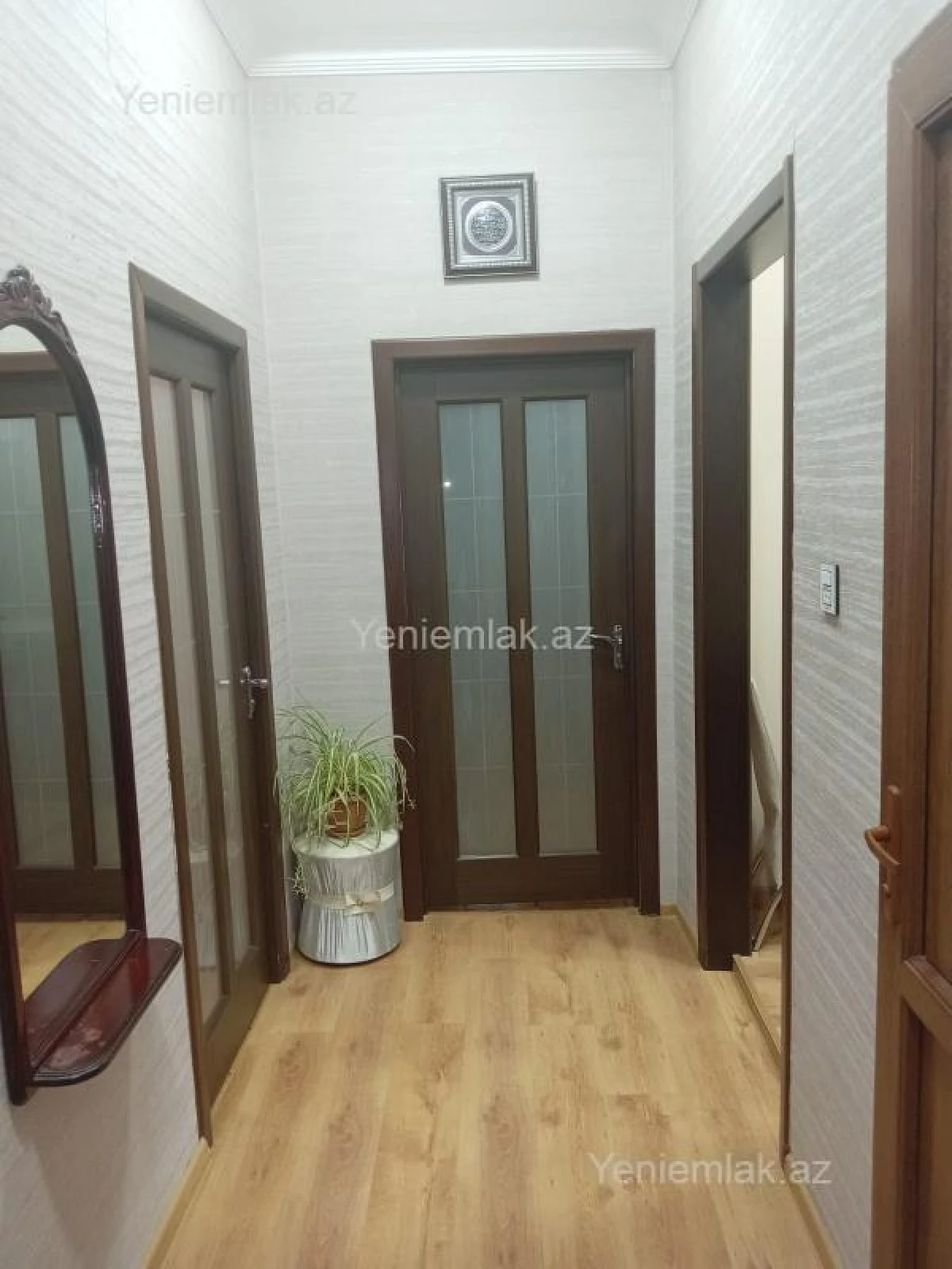 Satılır 3 otaqlı köhnə tikili 67 m²