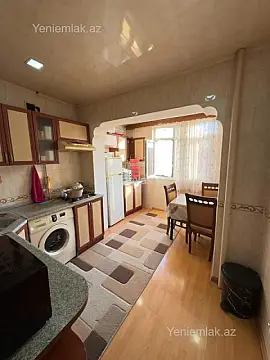 Satılır 3 otaqlı köhnə tikili 78 m²