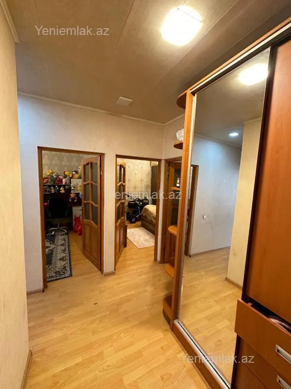 Satılır 3 otaqlı köhnə tikili 78 m²
