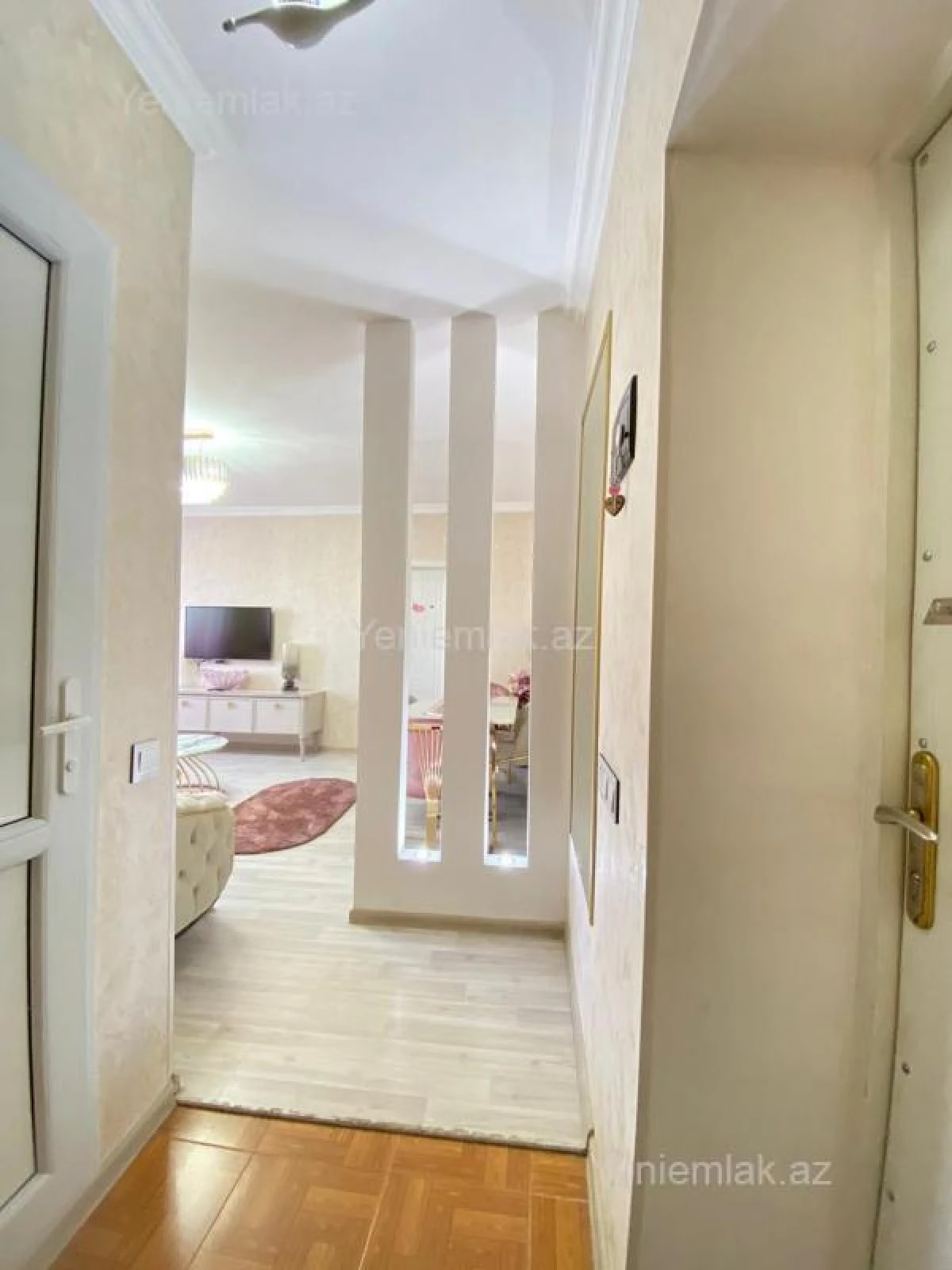 Satılır 2 otaqlı köhnə tikili 55 m²