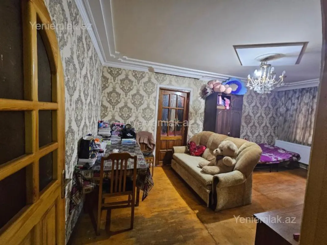 Satılır 2 otaqlı köhnə tikili 48 m²