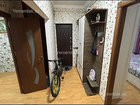 Satılır 3 otaqlı köhnə tikili 80 m²