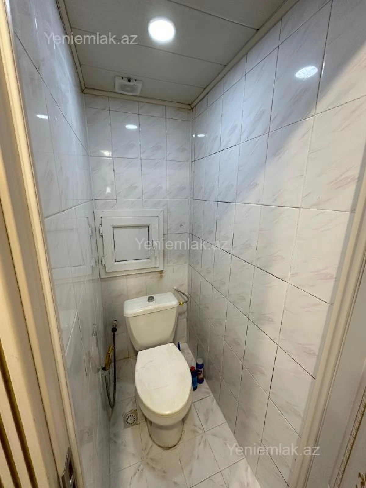 Satılır 2 otaqlı köhnə tikili 60 m²