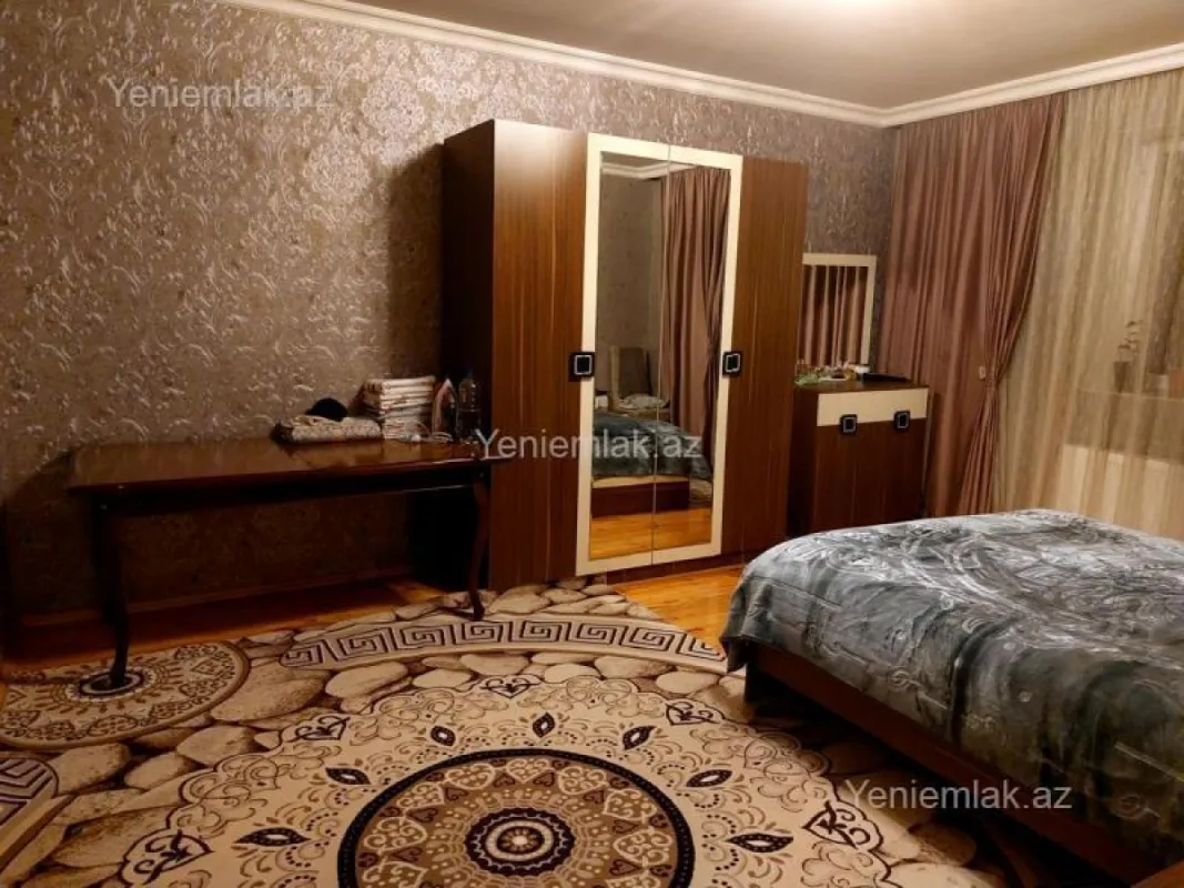 Satılır 4 otaqlı həyət evi 110 m²