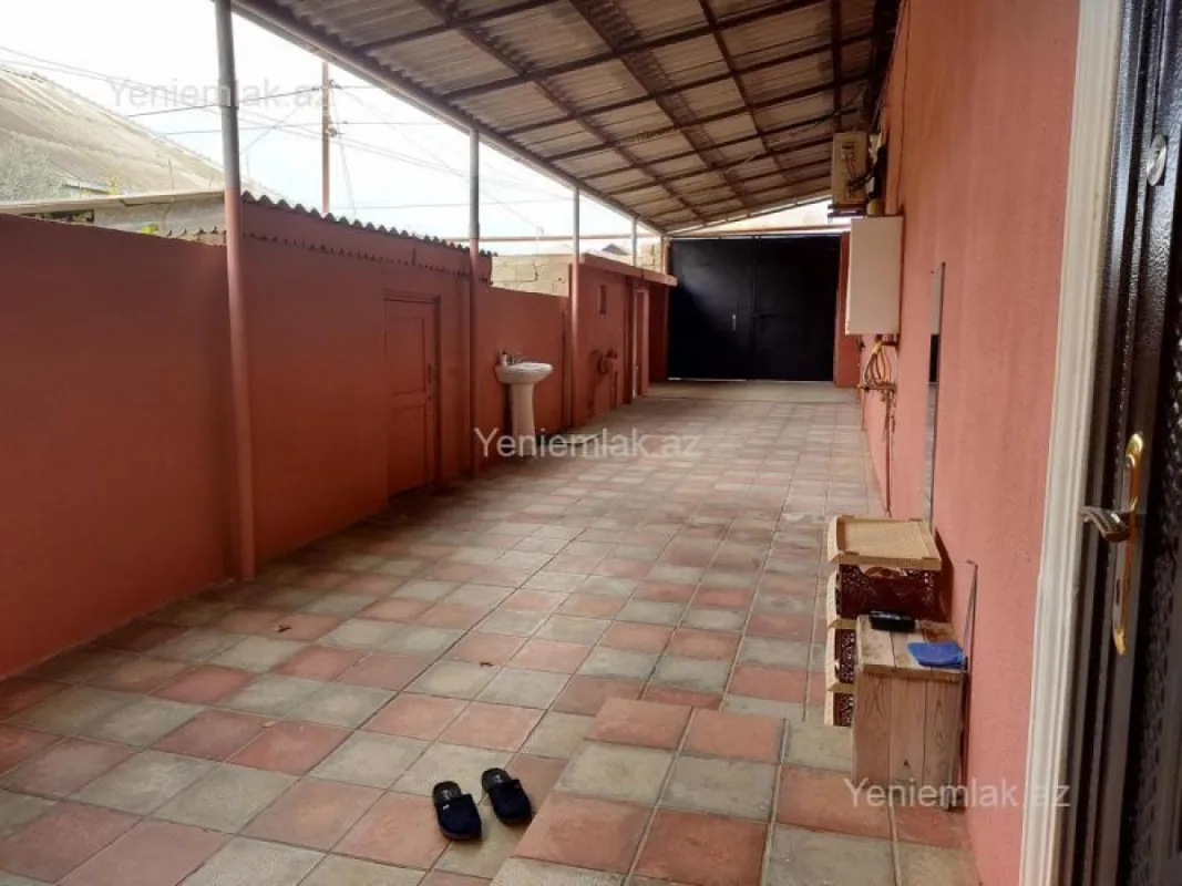 Satılır 4 otaqlı həyət evi 110 m²