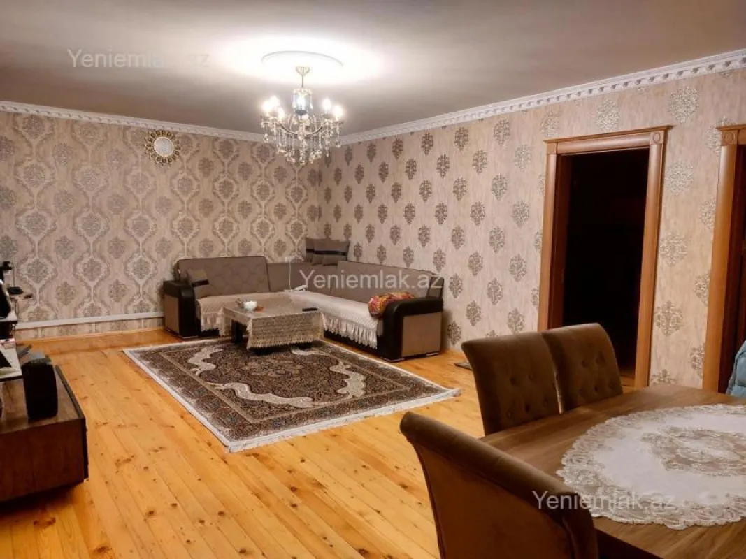 Satılır 4 otaqlı həyət evi 110 m²