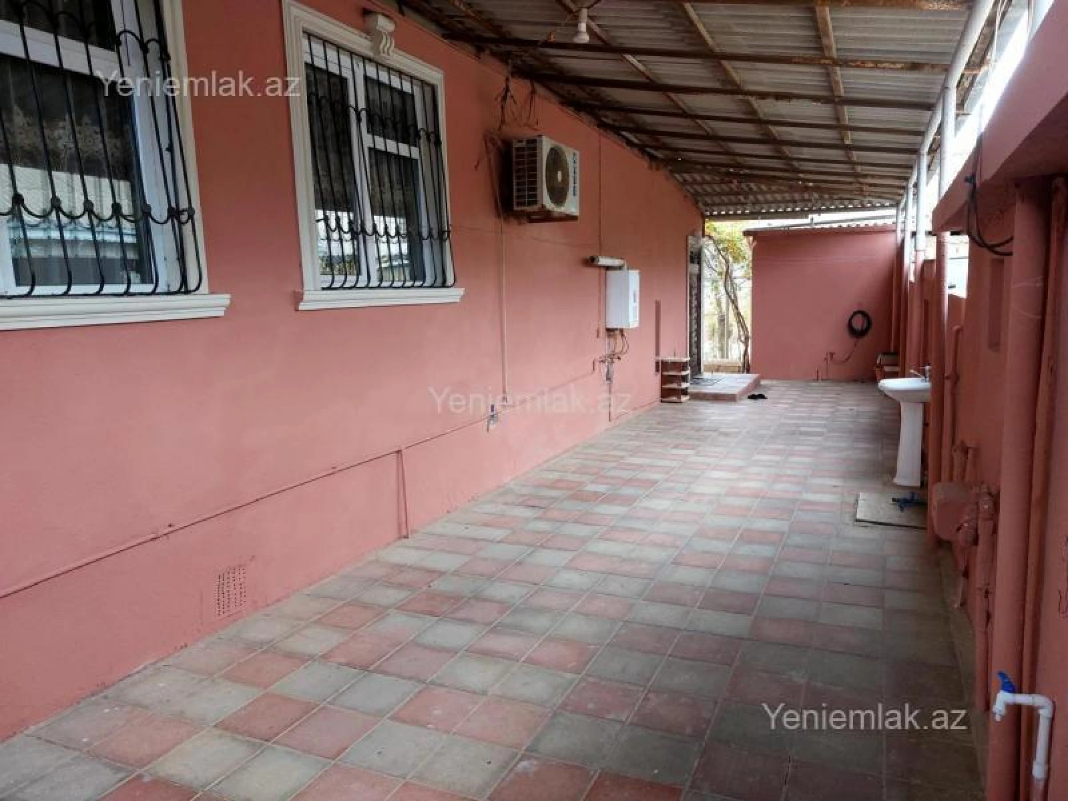 Satılır 4 otaqlı həyət evi 110 m²