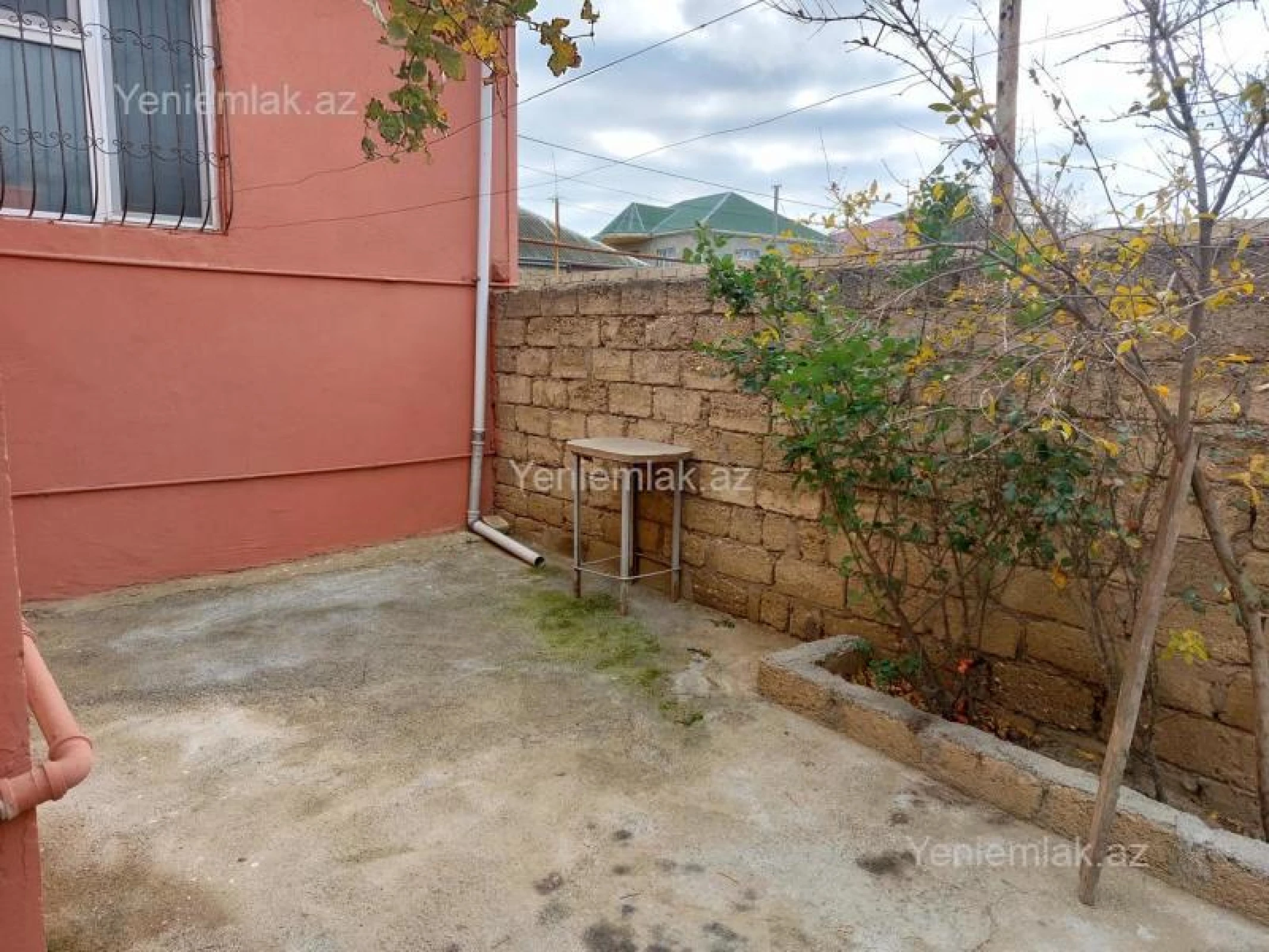 Satılır 4 otaqlı həyət evi 110 m²