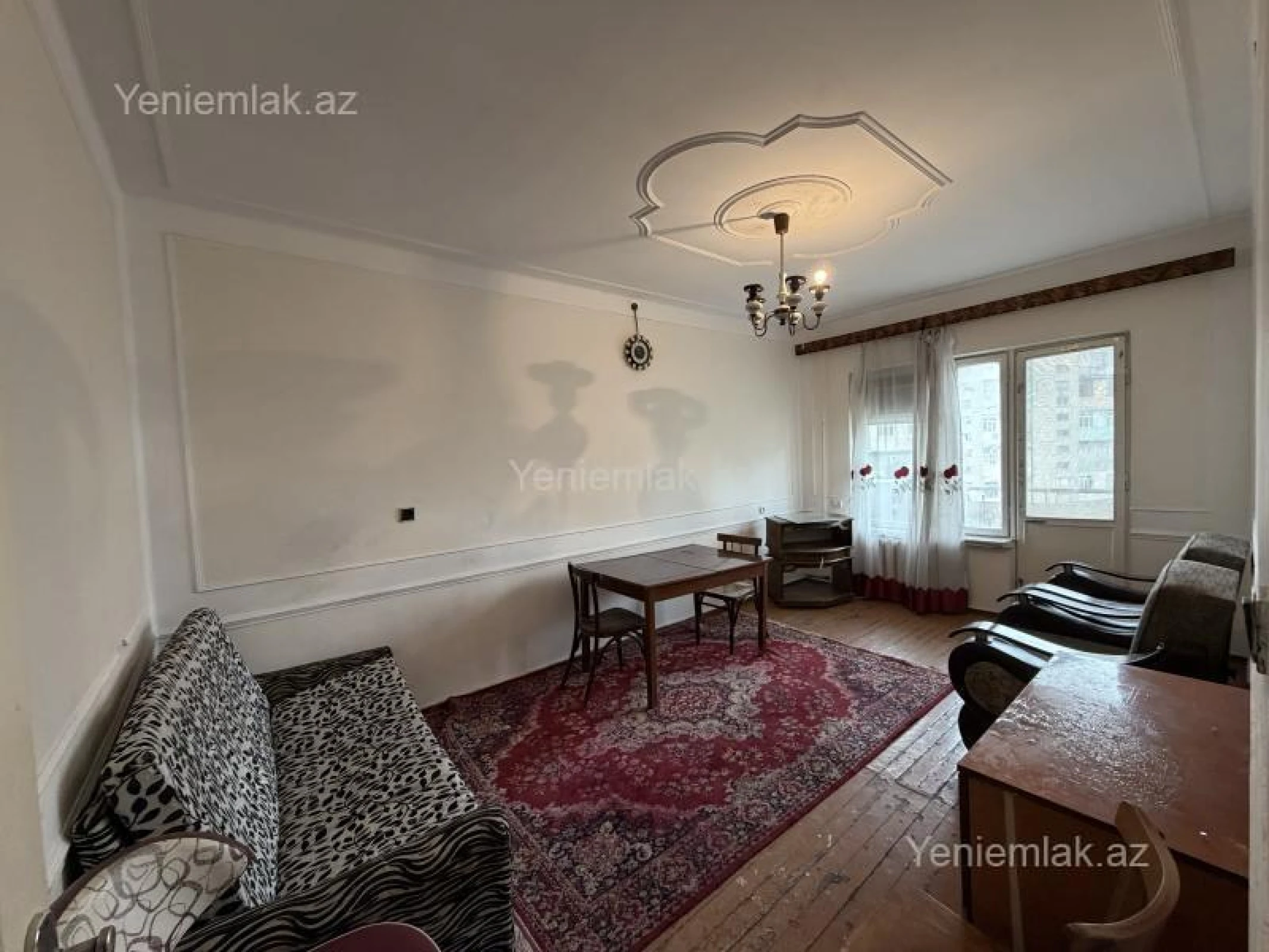 Satılır 3 otaqlı köhnə tikili 70 m²