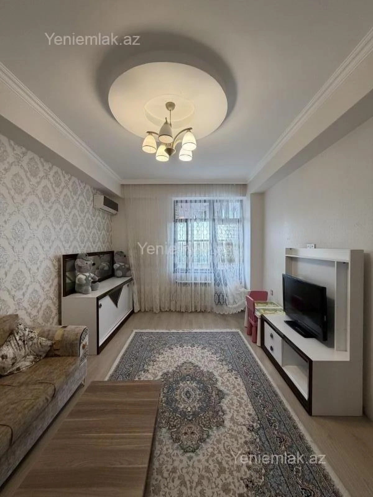 Satılır 3 otaqlı köhnə tikili 70 m²