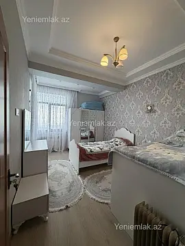 Satılır 3 otaqlı köhnə tikili 70 m²