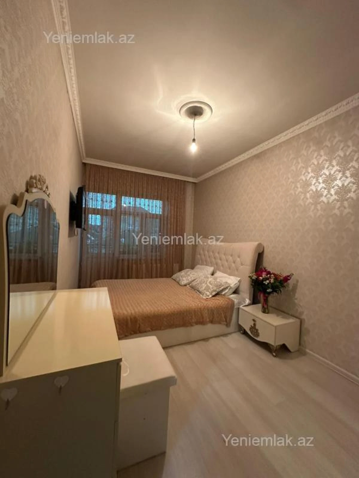 Satılır 4 otaqlı həyət evi 140 m²