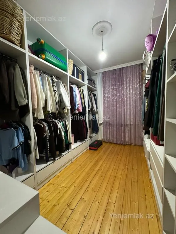 Satılır 4 otaqlı həyət evi 140 m²
