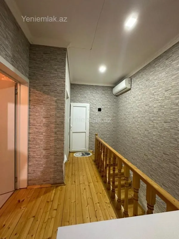 Satılır 4 otaqlı həyət evi 140 m²