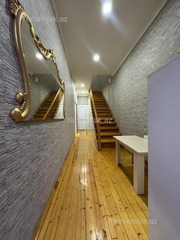 Satılır 4 otaqlı həyət evi 140 m²