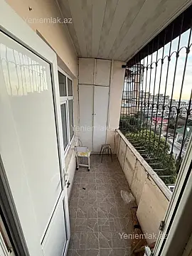 Satılır 4 otaqlı köhnə tikili 100 m²