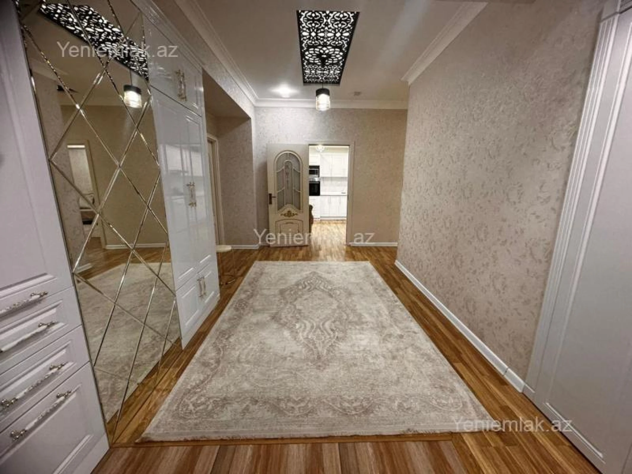Satılır 3 otaqlı yeni tikili 147 m²