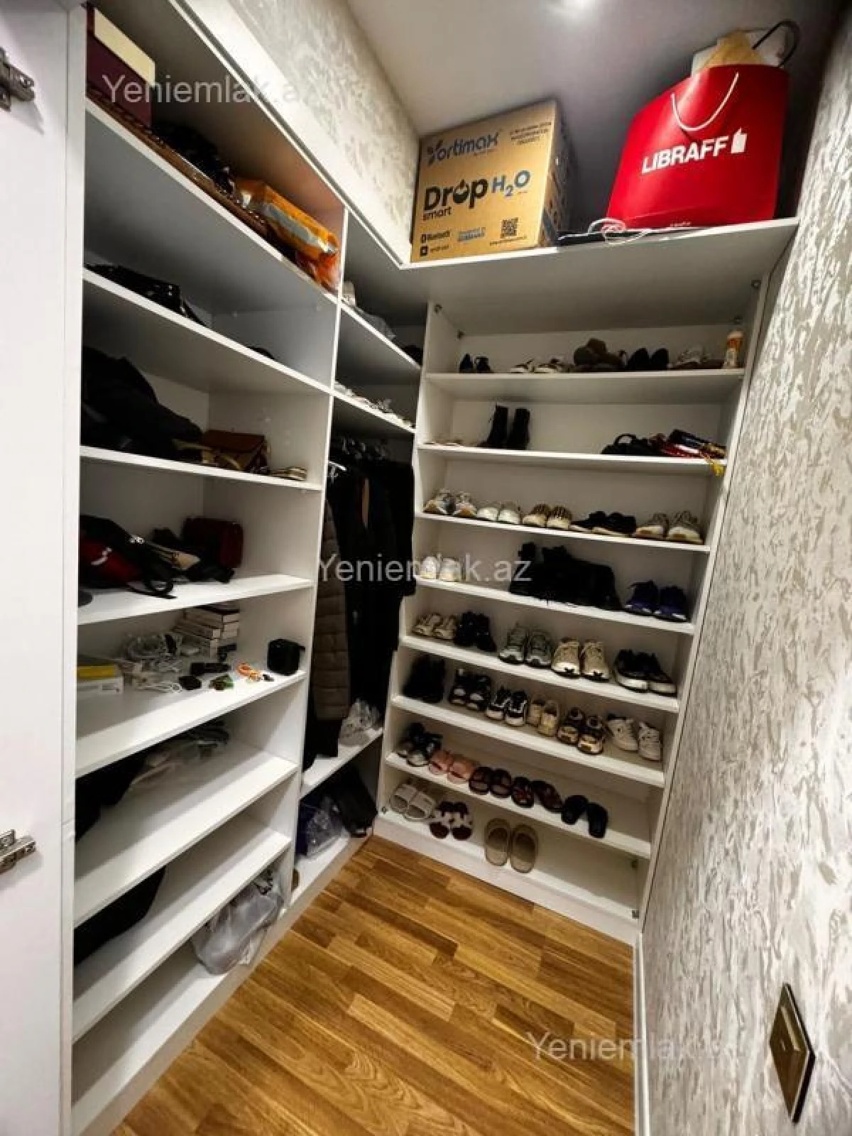 Satılır 3 otaqlı yeni tikili 147 m²