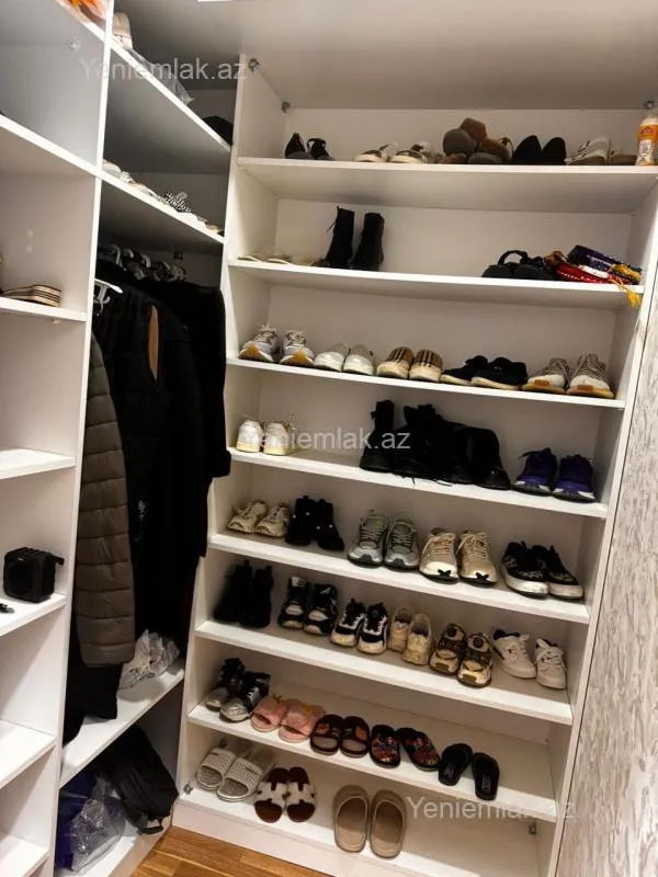 Satılır 3 otaqlı yeni tikili 147 m²