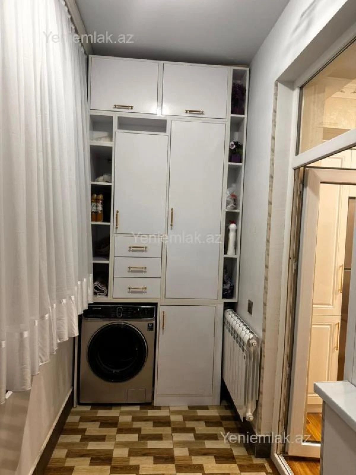 Satılır 3 otaqlı yeni tikili 147 m²