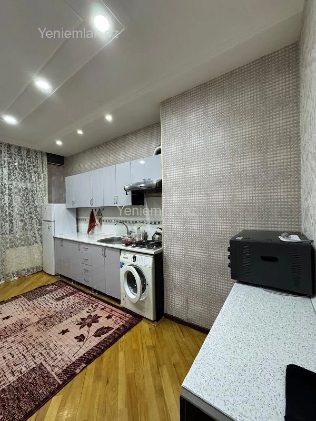 Satılır 3 otaqlı yeni tikili 90 m²