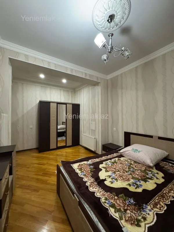 Satılır 3 otaqlı yeni tikili 90 m²