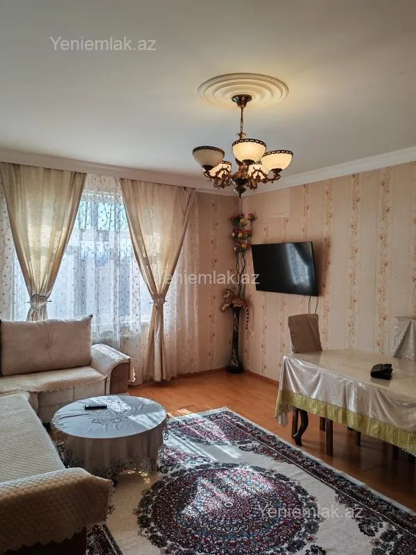 Satılır 2 otaqlı yeni tikili 74 m²