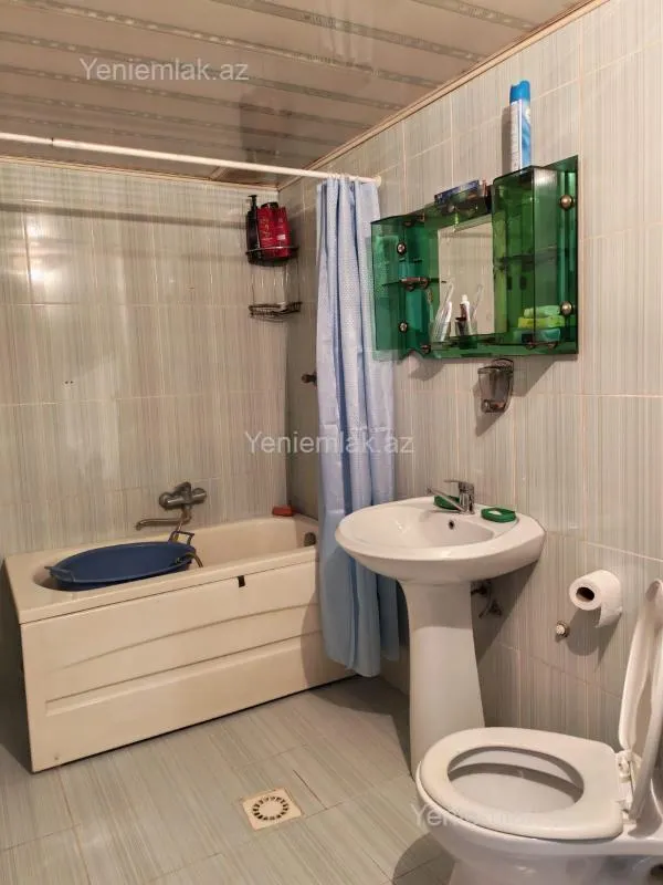 Satılır 2 otaqlı yeni tikili 74 m²