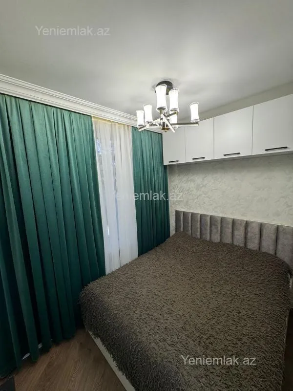 Satılır 2 otaqlı köhnə tikili 40 m²