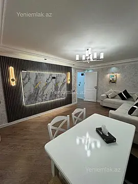 Satılır 2 otaqlı köhnə tikili 40 m²