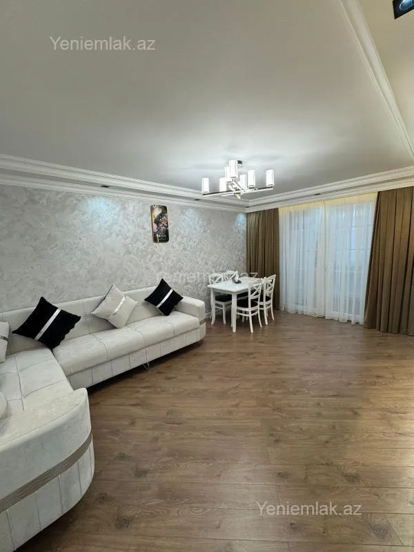 Satılır 2 otaqlı köhnə tikili 40 m²