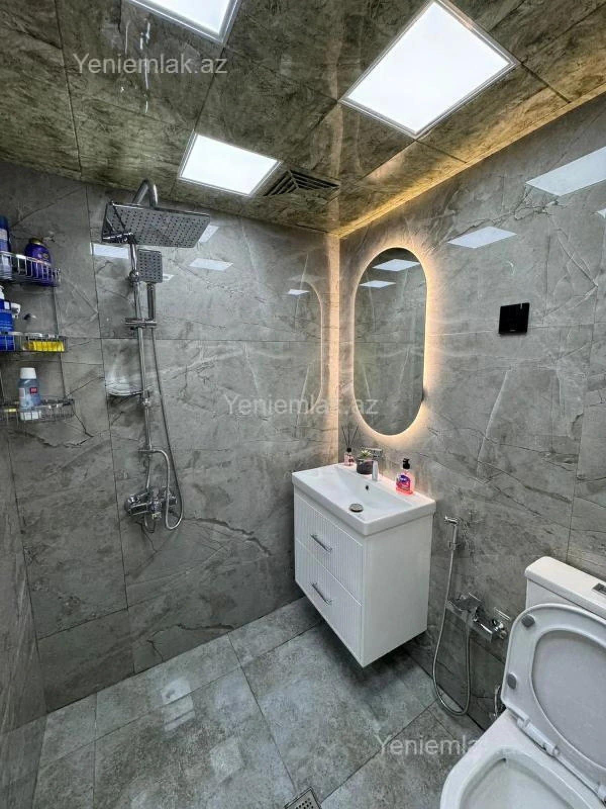 Satılır 2 otaqlı köhnə tikili 40 m²