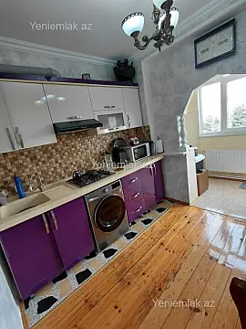 Satılır 3 otaqlı köhnə tikili 75 m²