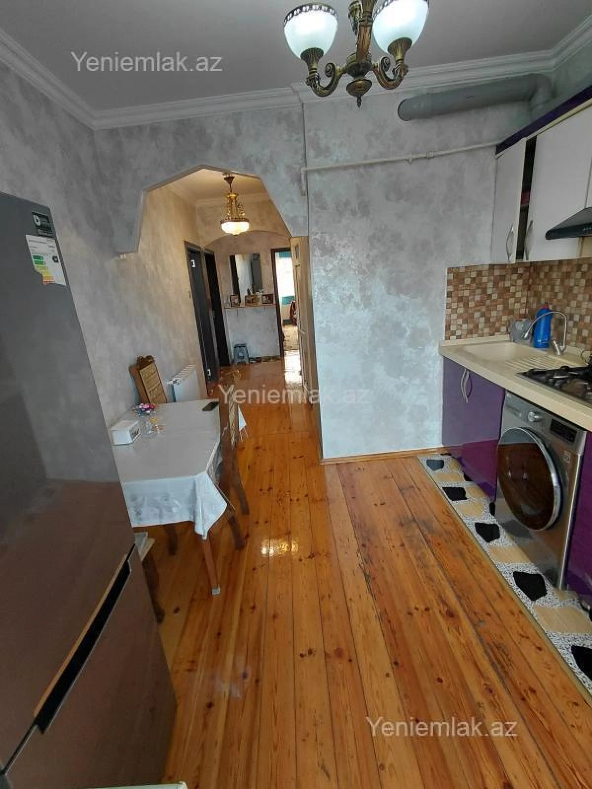 Satılır 3 otaqlı köhnə tikili 75 m²