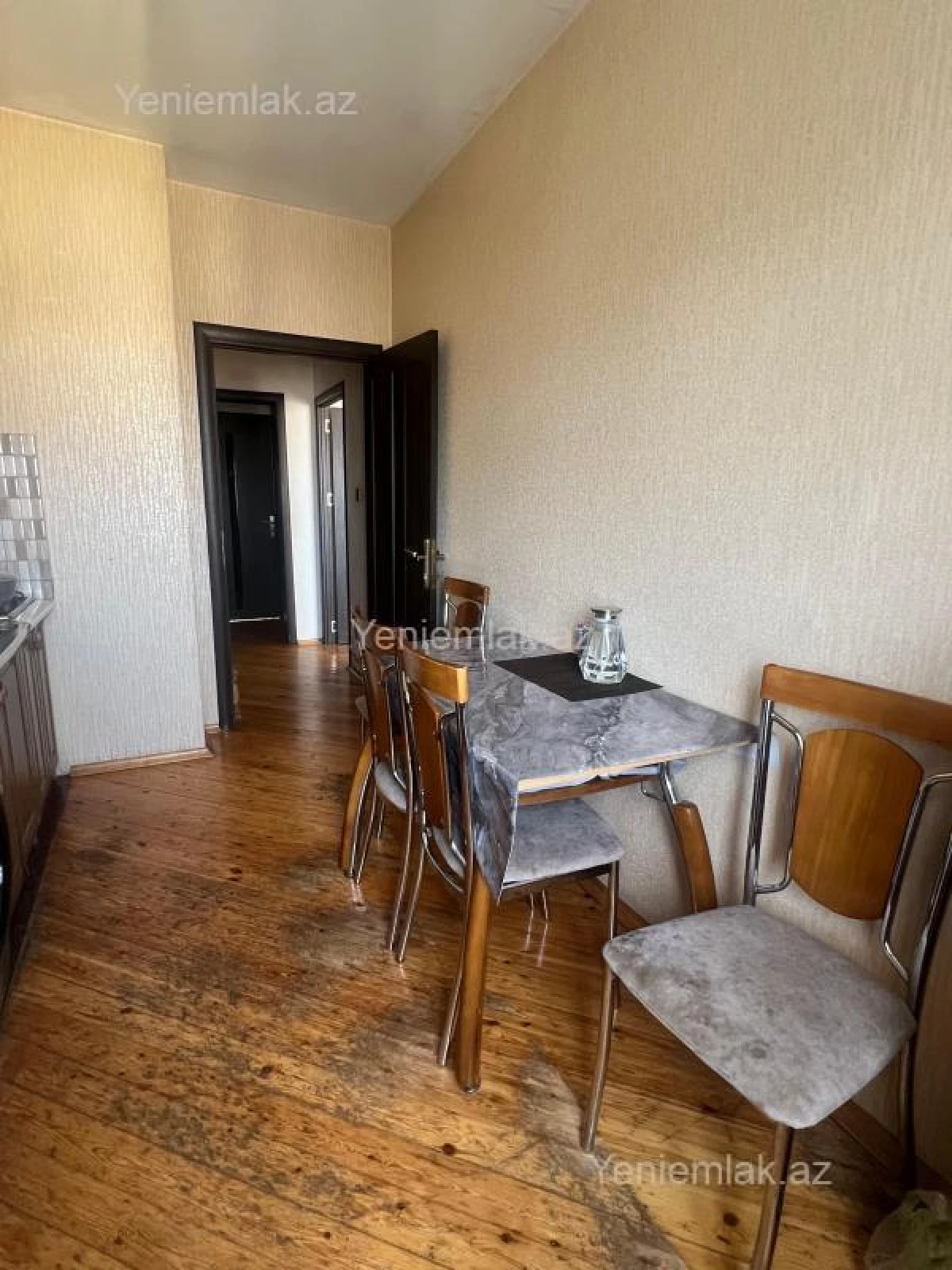 Satılır 3 otaqlı köhnə tikili 70 m²