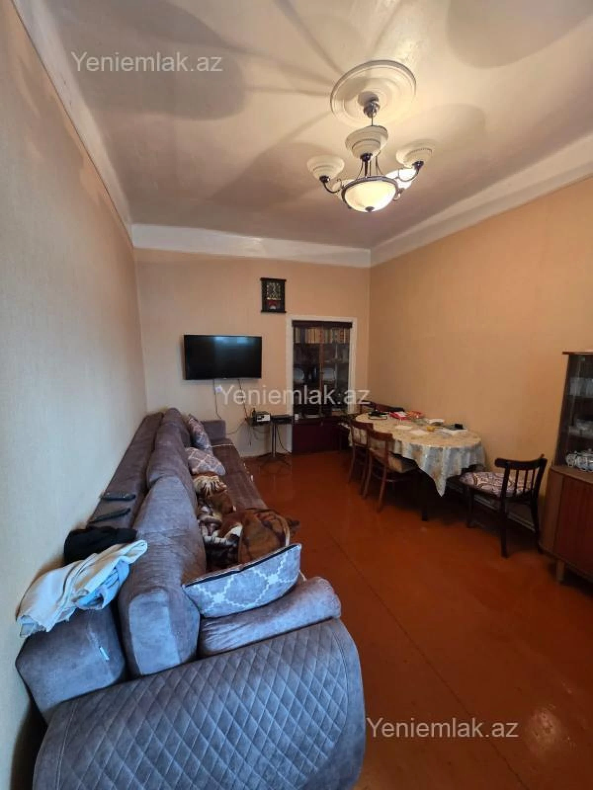 Satılır 2 otaqlı köhnə tikili 52 m²
