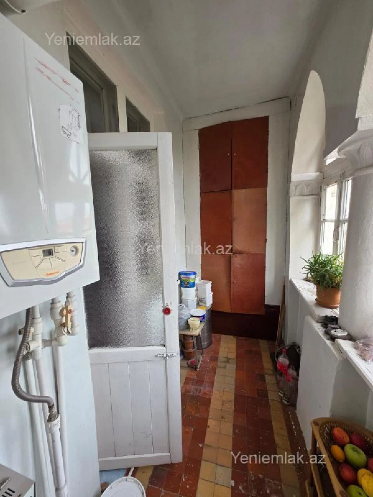 Satılır 2 otaqlı köhnə tikili 52 m²