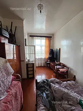 Satılır 2 otaqlı köhnə tikili 52 m²