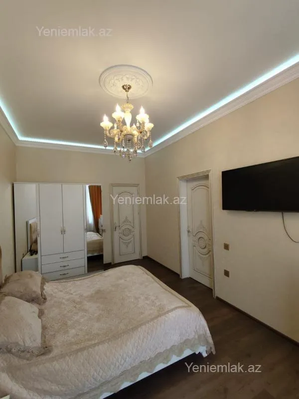 Satılır 4 otaqlı həyət evi 150 m²