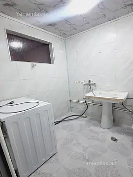 Satılır 1 otaqlı köhnə tikili 40 m²