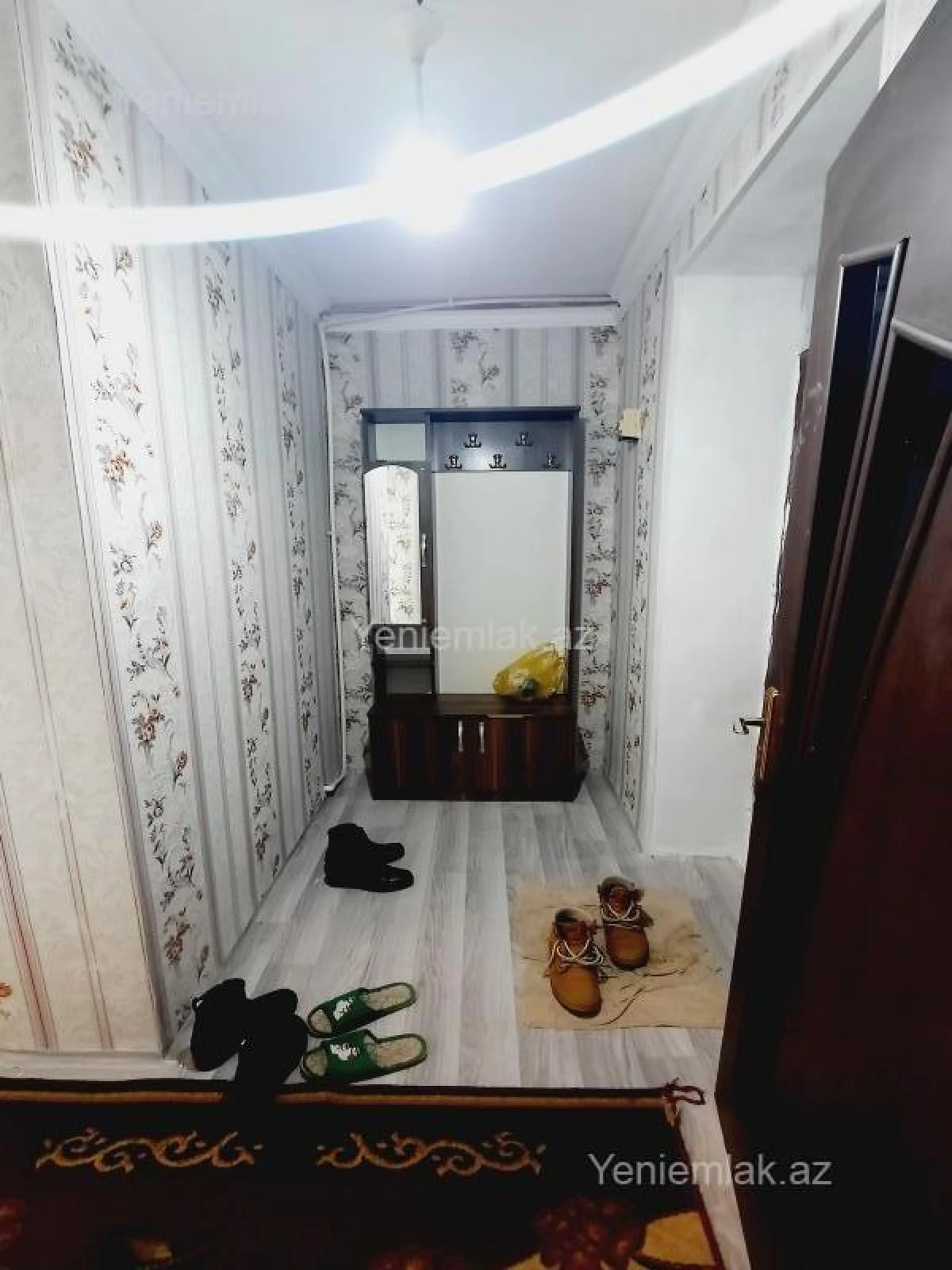 Satılır 1 otaqlı köhnə tikili 40 m²